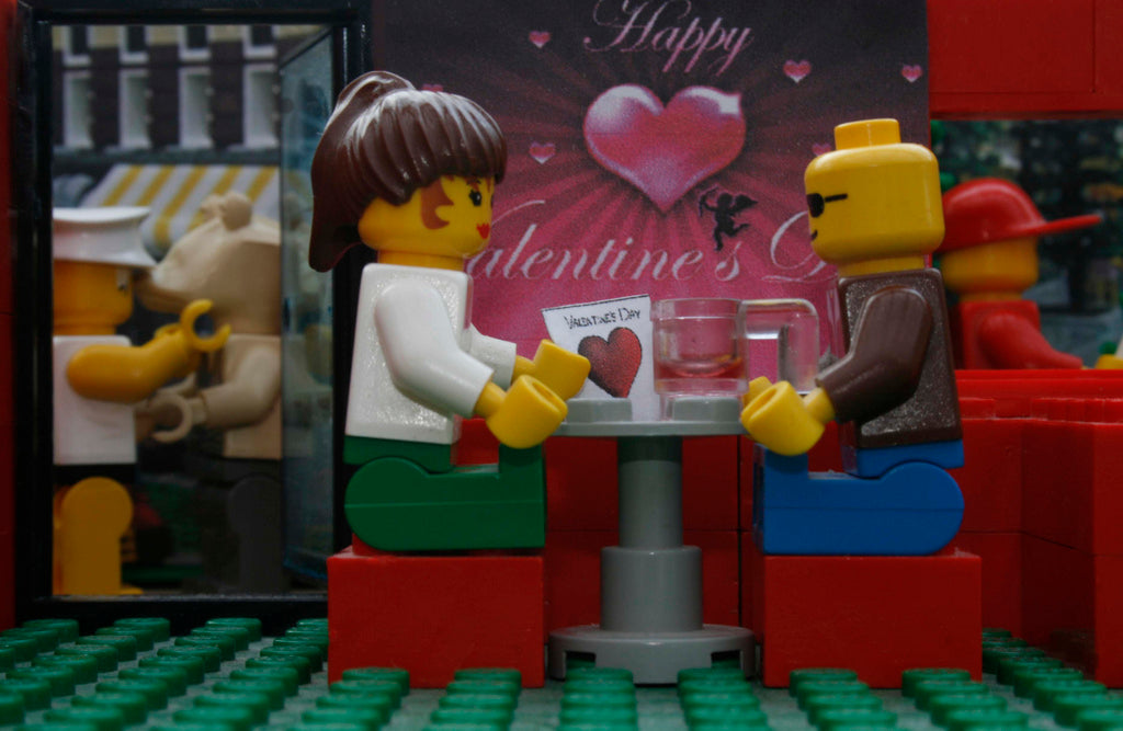 Dress To Impress: What To Wear For Your Valentine's Date ForTheFit.com Dress To Impress: What To Wear For Your Valentine's Date ForTheFit.com