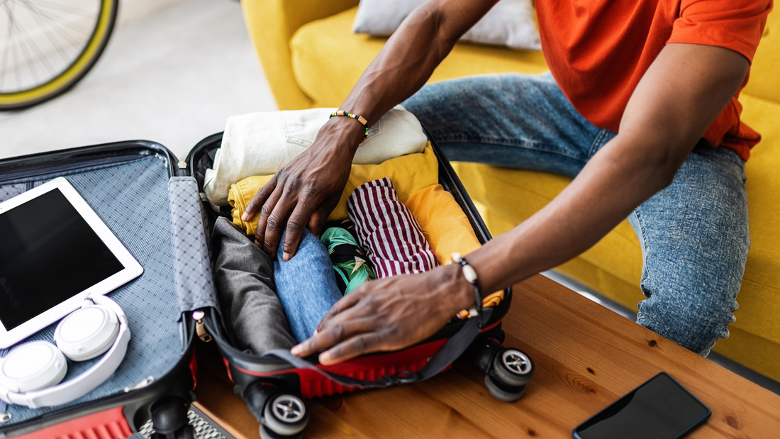 From Boardroom to Beach: Men's Travel Wardrobe Essentials – Look Sharp, Pack Light 🌟🧳